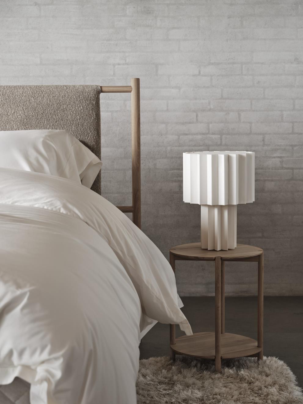 bed-continental-dux-80-sustainable-comfort-pie-comfort-anna-headboard-2-v2.tif