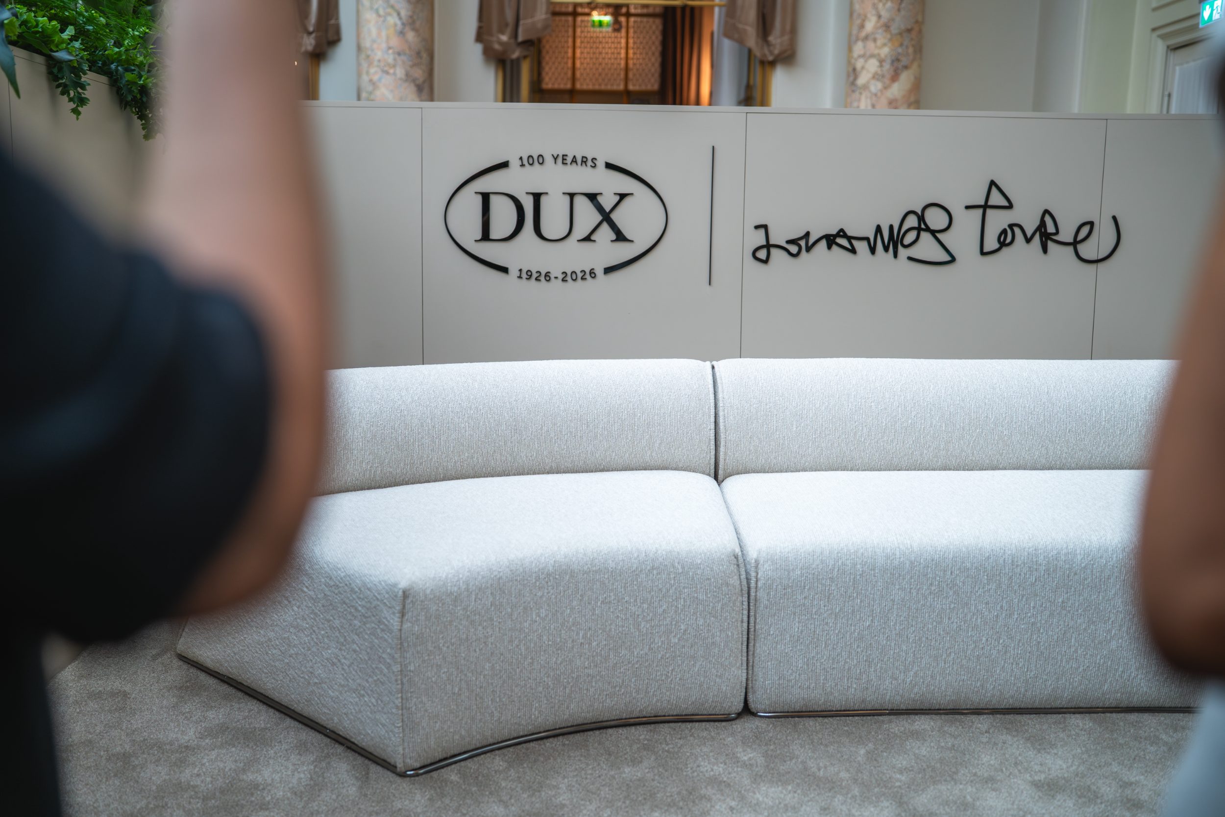 Lova sofa